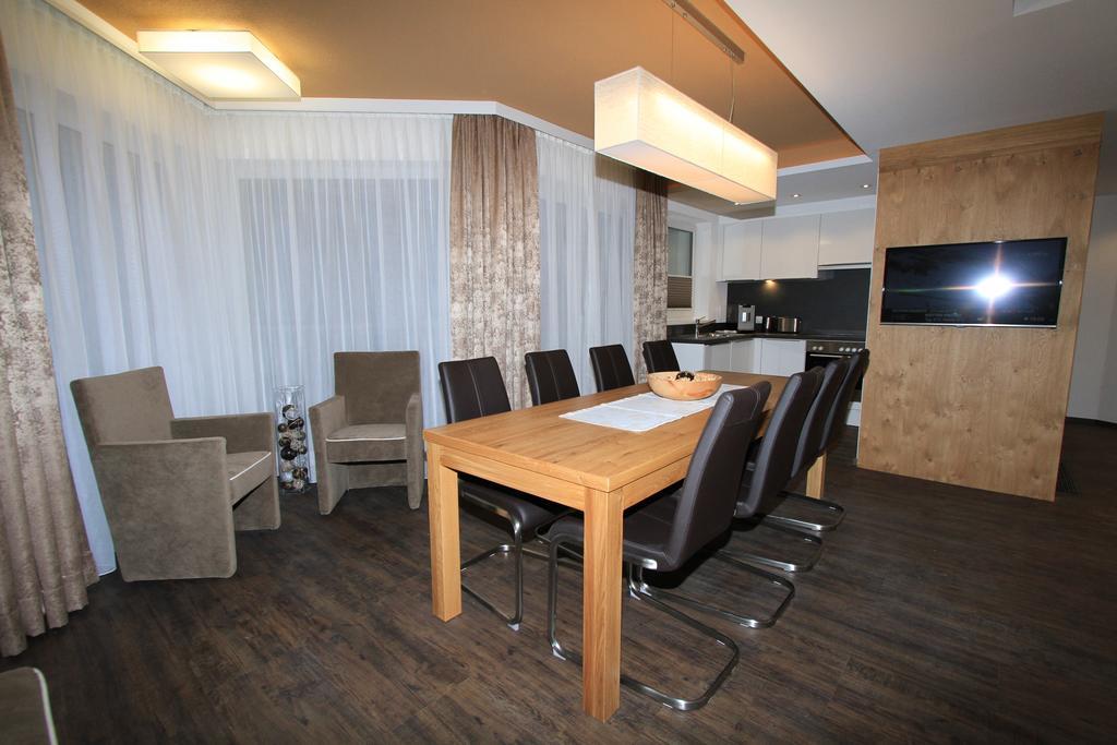 Relax Apartments Ischgl Kamer foto