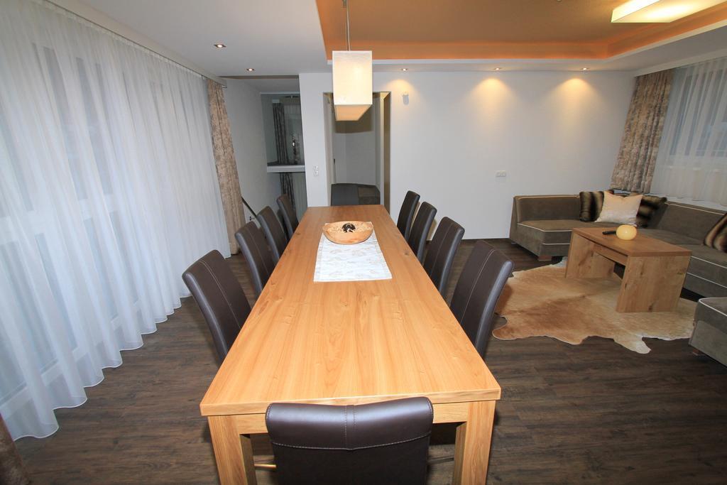 Relax Apartments Ischgl Kamer foto